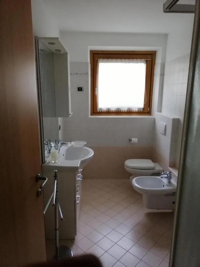 Appartamento Casa Laura Isolaccia 0*,
