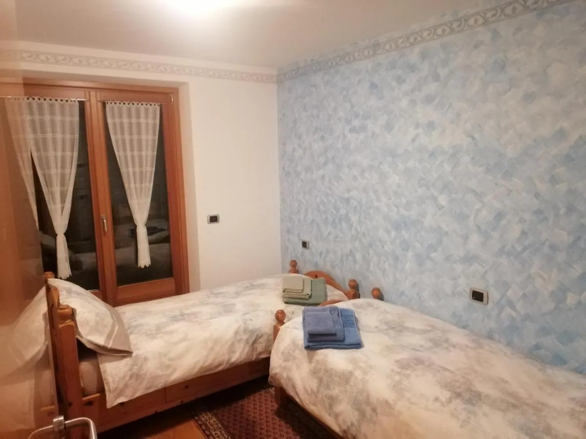 Appartamento Casa Laura Isolaccia