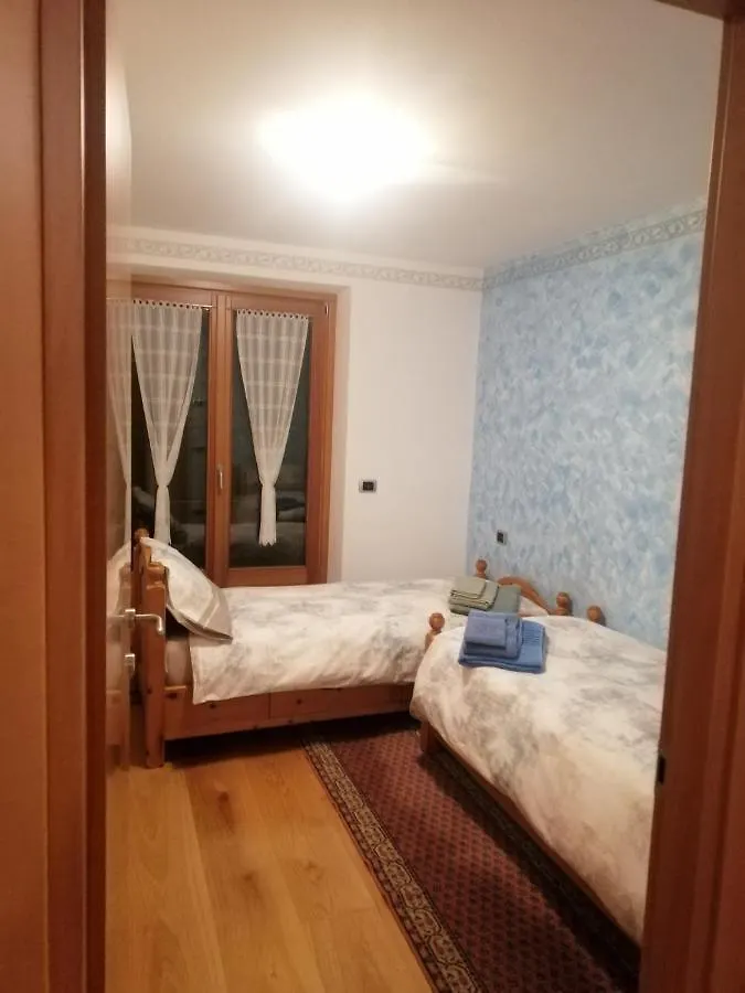 Appartamento Casa Laura Isolaccia Italia