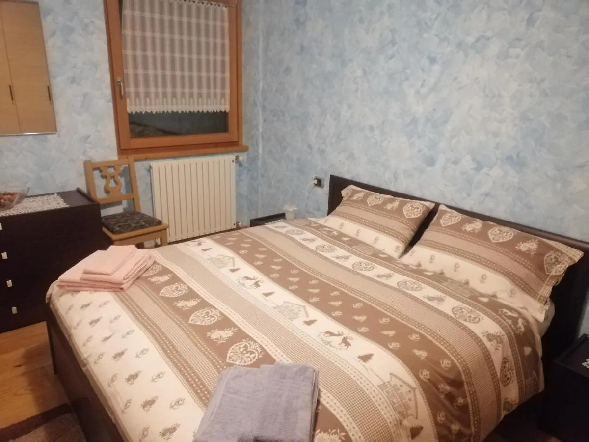 Casa Laura Apartment Isolaccia Italy